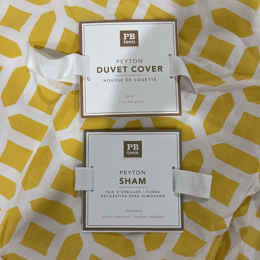 Pottery Barn Teen Peyton Duvet Yellow and White 100% Cotton & 1 Sham Twin Size